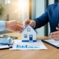 A real estate agent negotiating a short sale deal with a seller to maximize profit